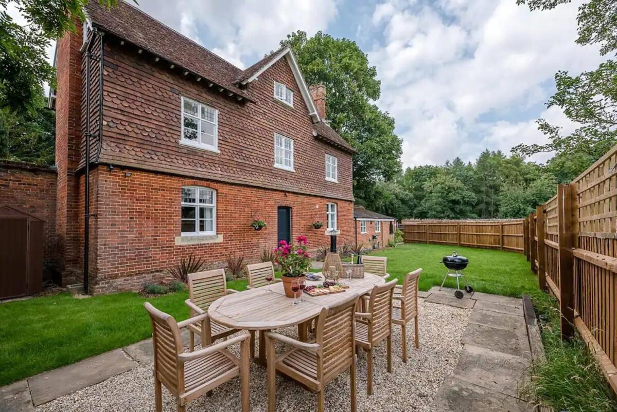 Gardener'S Cottage In Nowton Park, Bury St Edmunds - Pass The Keys Bury St. Edmunds Exterior foto